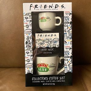 Friends Collectors Coffee: Ceramic Mug, a Mini Ceramic Mug & Friends Latte Mix